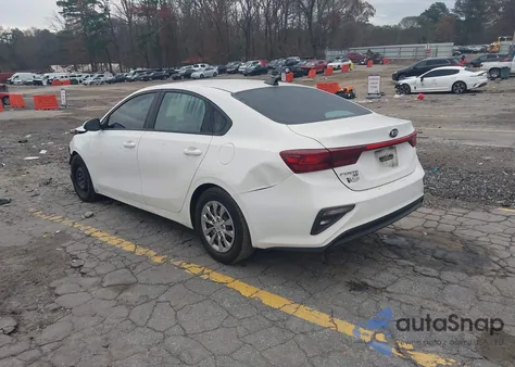 2021 Kia Forte Fe из США, поврежденный, VIN 3KPF24AD0ME275099
